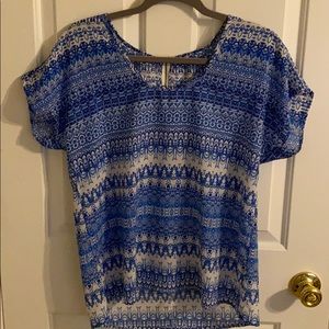 Japna Blue and White Patterned Blouse